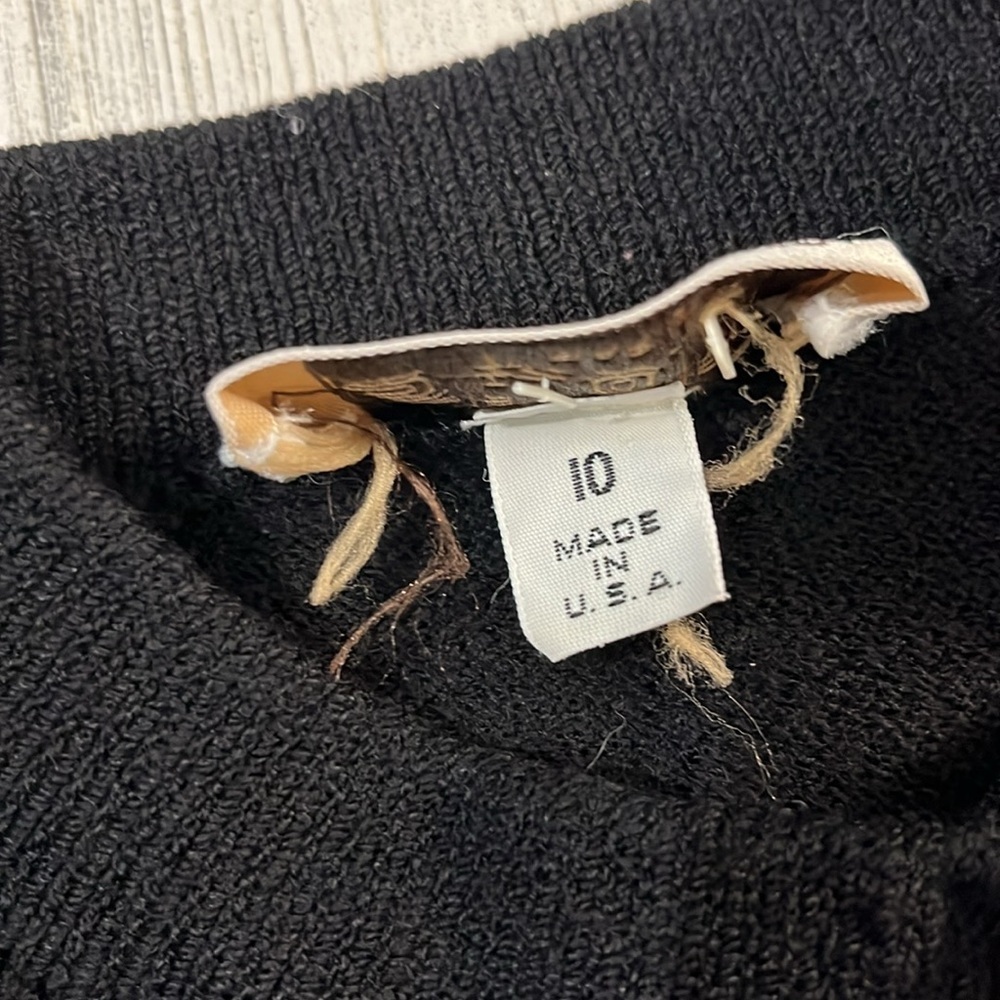 St John Black Cardigan Size 10 - Picture 11 of 11